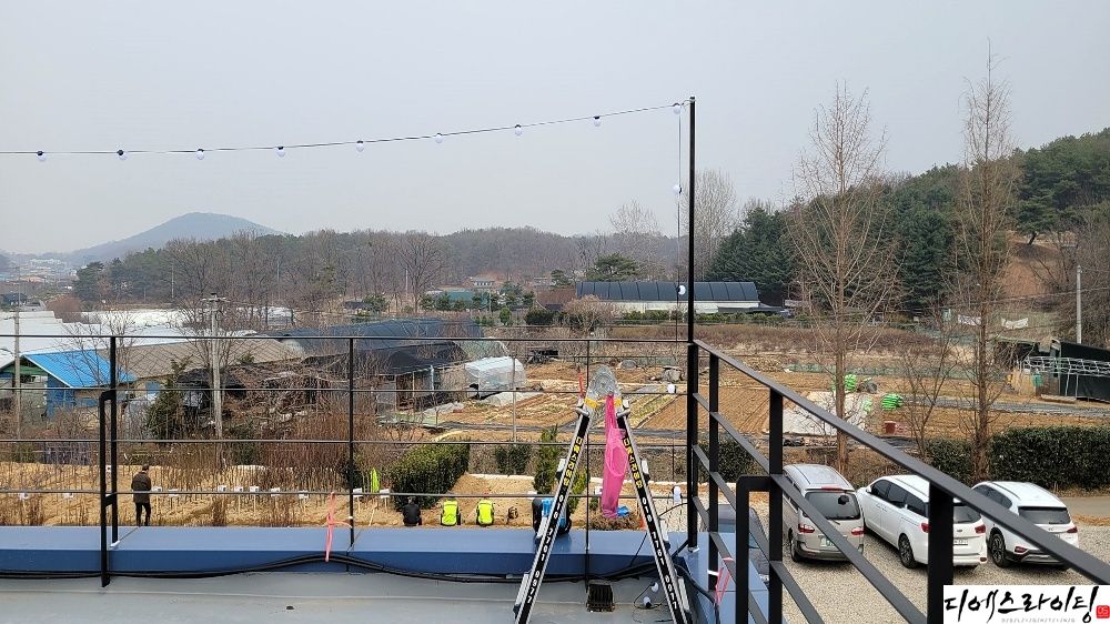 루프탑 고급형 스트링라이트 공사 대표사진