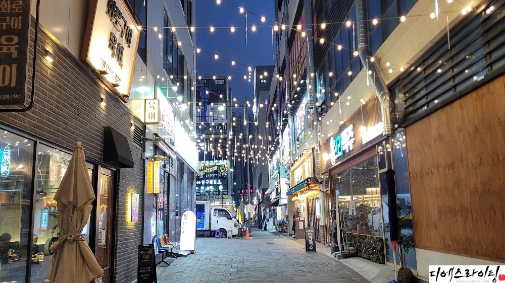 먹자골목 알전구 사례 대표사진